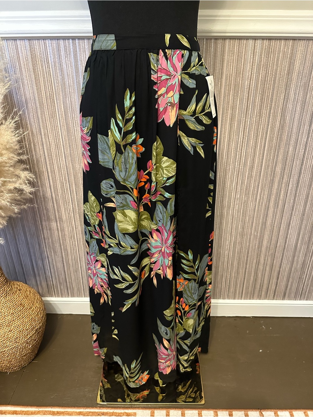 Patrons of Peace Tropical Floral Maxi Skirt NWT XS Black Botanical Side Slit